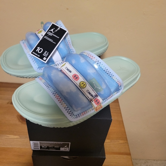 JBalvin Jordan NEW Slides $60GLoW s 10 ONLY - Picture 3 of 6